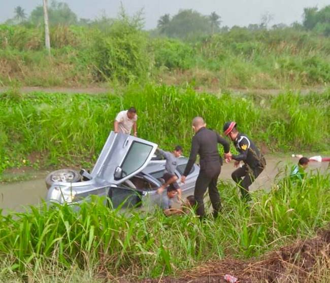 สารวัตรทหารบก รุดช่วยเด็กหญิงไม่ให้จมน้ำ สารวัตรทหารบก รุดช่วยเด็กหญิงไม่ให้จมน้ำ