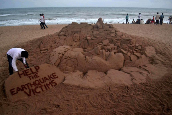 น้ำใจทั่วโลกหลั่งไหล...ทุกความช่วยเหลือทยอยสู่ เนปาล น้ำใจทั่วโลกหลั่งไหล...ทุกความช่วยเหลือทยอยสู่