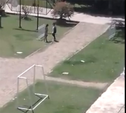 คลิปนักศึกษาตบอาจารย์คุมสอบแชร์ว่อน ชาวเน็ตจวกไม่เคารพครู คลิปนักศึกษาตบอาจารย์คุมสอบแชร์ว่อน ชาวเน็ตจวกไม่เคารพครู