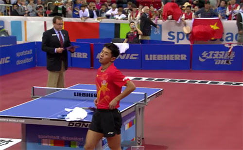 ซวยไป ! ฉี เคอะ คว้าแชมป์แต่ชวดเงินรางวัล เหตุเตะป้ายโฆษณาพังยับ ซวยไป ! ฉี เคอะ คว้าแชมป์แต่ชวดเงินรางวัล เหตุเตะป้ายโฆษณาพังยับ