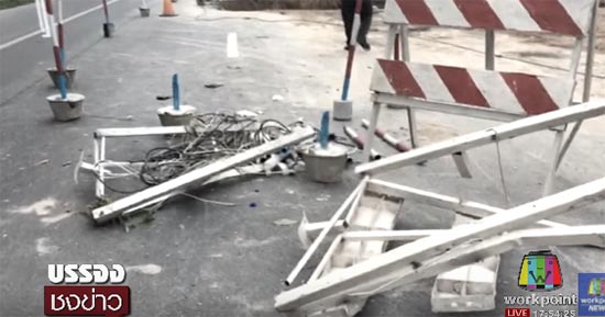 ผู้รับเหมา ยัน ติดป้ายเตือนชัด แต่ถูกชนจนพัง ผู้รับเหมา ยัน ติดป้ายเตือนชัด แต่ถูกชนจนพัง