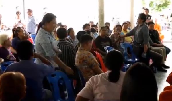 ชาวบ้านขับไล่พระ ยึดศาลาแก้กรรม ชาวบ้านขับไล่พระ ยึดศาลาแก้กรรม