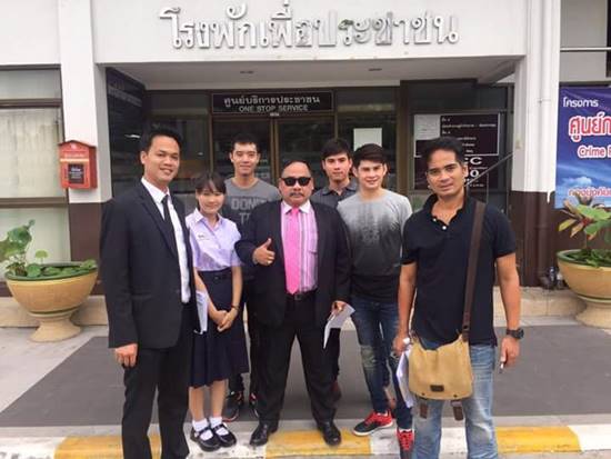 น้องก้อย สุดตื้นตัน ตำรวจไม่สั่งฟ้องคดี หญิงไก่ หลังพบไม่ได้ขโมยของ น้องก้อย สุดตื้นตัน ตำรวจไม่สั่งฟ้องคดี หญิงไก่ หลังพบไม่ได้ขโมยของ