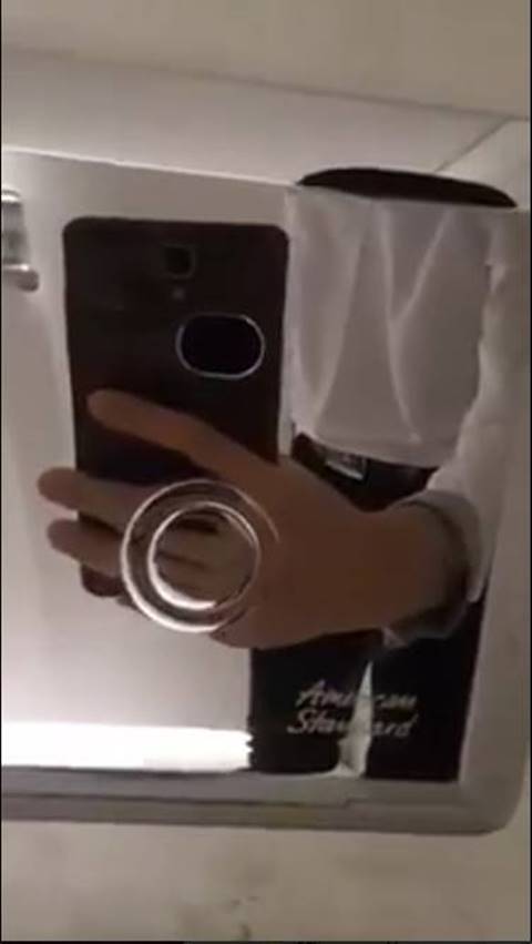 สาวโพสต์คลิปเจอช่องมีไฟกะพริบในห้องน้ำสงสัยซ่อนกล้อง แต่งานนี้มีดราม่า สาวโพสต์คลิปเจอช่องมีไฟกะพริบในห้องน้ำสงสัยซ่อนกล้อง แต่งานนี้มีดราม่า