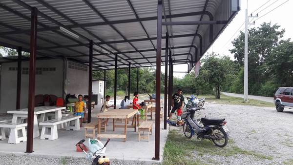 สุขที่เรียบง่าย... เชษฐ์ สไมล์บัฟฟาโล สร้างโรงทานปันสุข ปันความอิ่นใจสู่ผู้ยากไร้ สุขที่เรียบง่าย... เชษฐ์ สไมล์บัฟฟาโล สร้างโรงทานปันสุข ปันความอิ่นใจสู่ผู้ยากไร้