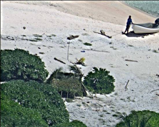 เกือบไม่รอด นักเดินเรือติดเกาะร้างร่วมสัปดาห์ ตามหาพบเพราะสัญญาน SOS เกือบไม่รอด นักเดินเรือติดเกาะร้างร่วมสัปดาห์ ตามหาพบเพราะสัญญาน SOS