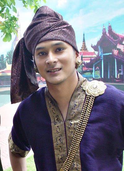 เทน จตุรวิทย์ เทน จตุรวิทย์