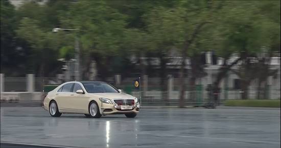 ถวายสักการะพระบรมศพ ถวายสักการะพระบรมศพ