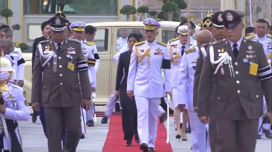 ถวายสักการะพระบรมศพ ถวายสักการะพระบรมศพ