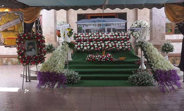 แม่น้องปอนด์ ใจสลาย ซัดพ่อแม่มือแทง ทำไมเลี้ยงลูกชั่วขนาดนี้ !! แม่น้องปอนด์ ใจสลาย ซัดพ่อแม่มือแทง ทำไมเลี้ยงลูกชั่วขนาดนี้ !!