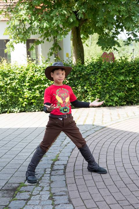 สมเด็จพระเจ้าอยูหัว พระราชทานพระฉายาลักษณ์พระองค์ที สมเด็จพระเจ้าอยูหัว พระราชทานพระฉายาลักษณ์พระองค์ที