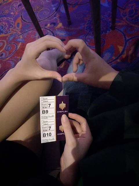 หนูน้อยสายเปย์ เที่ยวกับสาวสวย หนูน้อยสายเปย์ เที่ยวกับสาวสวย