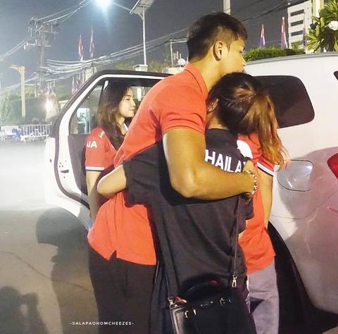 ครูฝ้าย แฟนสาวปีโป้ สิโรจน์ ครูฝ้าย แฟนสาวปีโป้ สิโรจน์