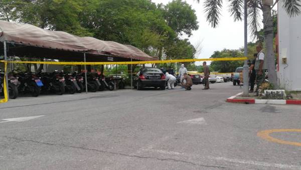 เผานั่งยาง เผานั่งยาง