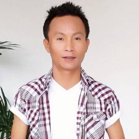 ออกหมายจับ โทนี่ มือยิงป่วนร้านอี๊ด โปงลาง ออกหมายจับ โทนี่ มือยิงป่วนร้านอี๊ด โปงลาง