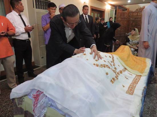 วิกรม กรมดิษฐ์ พูดอาลัยถึง สุรินทร์ พิศสุวรรณ วิกรม กรมดิษฐ์ พูดอาลัยถึง สุรินทร์ พิศสุวรรณ