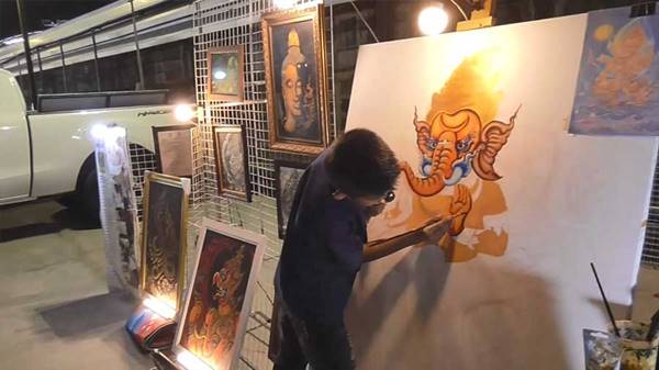 เด็ก 11 ขวบ เปิดหมวกวาดภาพลายเส้น เด็ก 11 ขวบ เปิดหมวกวาดภาพลายเส้น