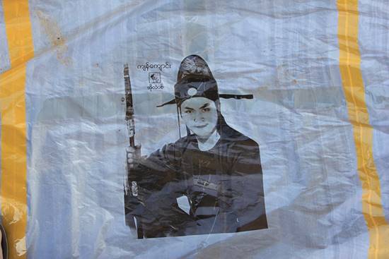 โคมลอยขนาดมหึมารูปจั่นเจา โคมลอยขนาดมหึมารูปจั่นเจา