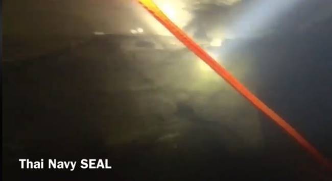 คลิปดำน้ำช่วย 13 หมูป่า คลิปดำน้ำช่วย 13 หมูป่า