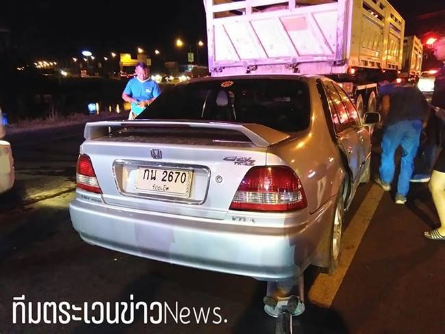 รถชนพ่อหมอปลาวาฬ รถชนพ่อหมอปลาวาฬ