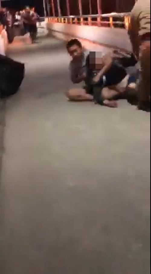 กระโดดสะพานลอย กระโดดสะพานลอย