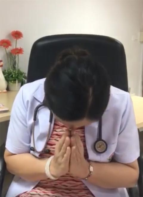 หมอโวยครูขอขึ้นเงินเท่าหมอ อัดคลิปขอโทษแล้ว-โดนพักงาน หมอโวยครูขอขึ้นเงินเท่าหมอ อัดคลิปขอโทษแล้ว-โดนพักงาน