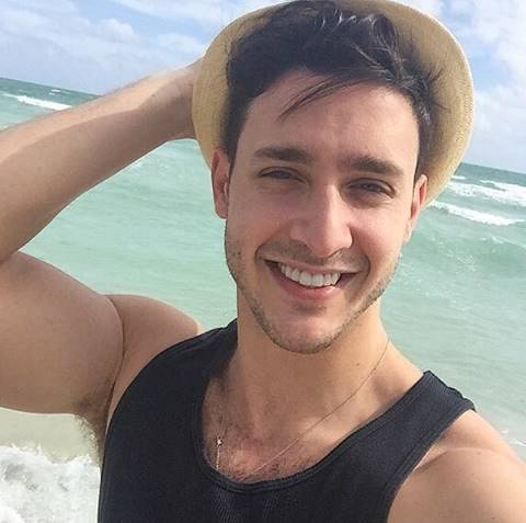 สยบข่าวรักร้าว ! หมอไมค์ ทวีตหวานเว่อร์ถึง ปิอา คุณคือนางงามของผมตลอดไป สยบข่าวรักร้าว ! หมอไมค์ ทวีตหวานเว่อร์ถึง ปิอา คุณคือนางงามของผมตลอดไป