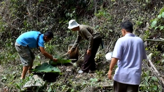 ชาวบ้านจัดพิธีเลี้ยงผีขุนน้ำ ชาวบ้านจัดพิธีเลี้ยงผีขุนน้ำ