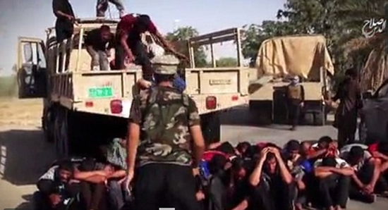 ISIS ปล่อยคลิปเหี้ยม สังหารหมู่ทหารนับร้อยราวกับผักปลา ISIS ปล่อยคลิปเหี้ยม สังหารหมู่ทหารนับร้อยราวกับผักปลา