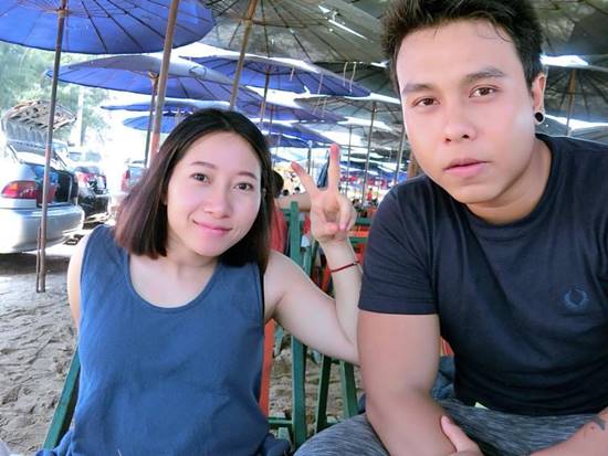 สาวขาพิการสุดตื้นตัน สามีรักและดูแลอย่างดี แม้ตอนที่ตั้งครรภ์ รักแท้ยังมีอยู่จริง สาวขาพิการสุดตื้นตัน สามีรักและดูแลอย่างดี แม้ตอนที่ตั้งครรภ์ รักแท้ยังมีอยู่จริง