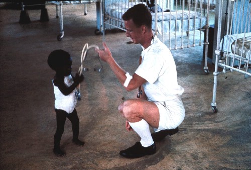 ฟันธง ! ภาพทารกตัวดำที่สุดในโลก แค่ตุ๊กตาเลียนแบบคน ฟันธง ! ภาพทารกตัวดำที่สุดในโลก แค่ตุ๊กตาเลียนแบบคน