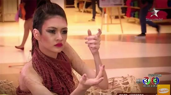 ดังไกลเกินฝัน ! น้องม๊าเดี่ยว เป็นดีไซเนอร์เต็มตัว ร่วมรายการแฟชั่นระดับโลก ดังไกลเกินฝัน ! น้องม๊าเดี่ยว เป็นดีไซเนอร์เต็มตัว ร่วมรายการแฟชั่นระดับโลก