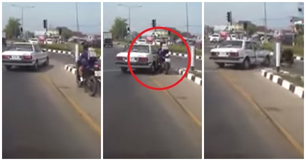 รถยนต์กลับรถในที่ห้ามกลับ มอเตอร์ไซค์วิ่งขวาพุ่งชนอย่างจัง งานนี้ใครผิด ? รถยนต์กลับรถในที่ห้ามกลับ มอเตอร์ไซค์วิ่งขวาพุ่งชนอย่างจัง งานนี้ใครผิด ?