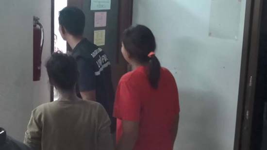 สลดสังคม สาว 15 ร้องถูกยายบังคับขายตัวจนท้อง-คลอดลูก สลดสังคม สาว 15 ร้องถูกยายบังคับขายตัวจนท้อง-คลอดลูก