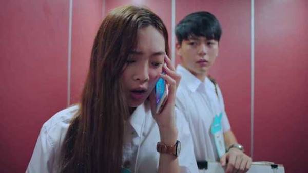 แชร์สนั่นบนโลกออนไลน์ กับคลิป บอกเบอร์ในลิฟท์ แชร์สนั่นบนโลกออนไลน์ กับคลิป บอกเบอร์ในลิฟท์