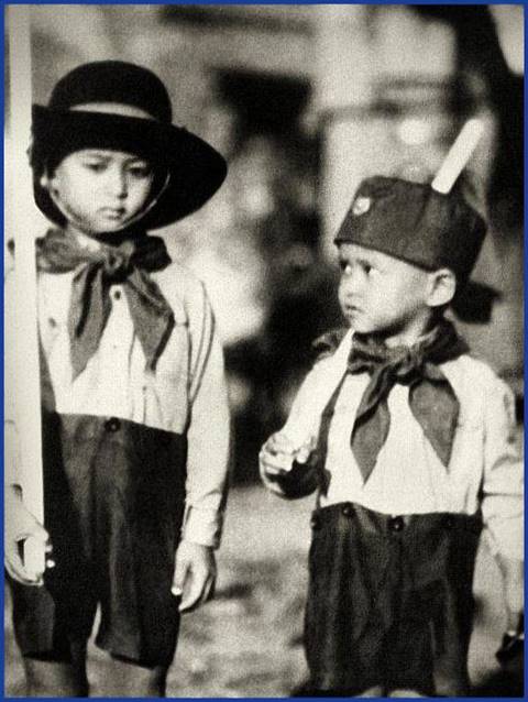 สมเด็จย่า ทรงเล่าถึงข้อแตกต่างในวัยเยาว์ของ ในหลวง ร.8 และ ร.9 สมเด็จย่า ทรงเล่าถึงข้อแตกต่างในวัยเยาว์ของ ในหลวง ร.8 และ ร.9