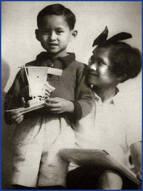 เรื่องเล่าของพ่อ ในหลวง ร.9 ทรงตรัสถาม สมเด็จย่า สมัยวัยเยาว์ เรื่องเล่าของพ่อ ในหลวง ร.9 ทรงตรัสถาม สมเด็จย่า สมัยวัยเยาว์