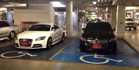 เจออีก ! ภาพหรูจอดในที่จอดรถคนพิการ เห็นแก่ตัวไปไหม !? เจออีก ! ภาพหรูจอดในที่จอดรถคนพิการ เห็นแก่ตัวไปไหม !?