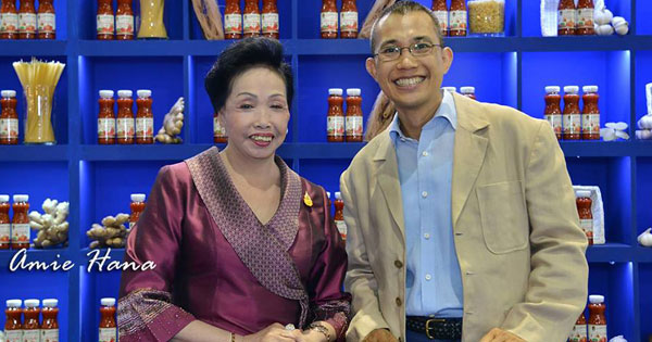 แม่ประนอม ร้องขอความเป็นธรรม ถูกลูกสาวฮุบที่ดิน-กิจการน้ำพริกเผา แม่ประนอม ร้องขอความเป็นธรรม ถูกลูกสาวฮุบที่ดิน-กิจการน้ำพริกเผา