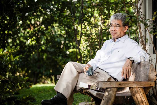 ดร.สมเกียรติ จี้สื่อจอมไล่ล่า ดร.สมเกียรติ จี้สื่อจอมไล่ล่า