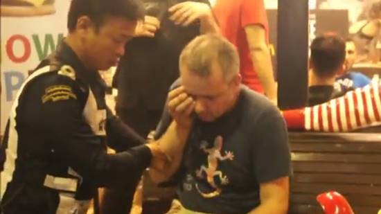 โจ๋พัทยารุมสกรัมนักท่องเที่ยวรัสเซีย โจ๋พัทยารุมสกรัมนักท่องเที่ยวรัสเซีย