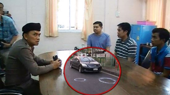 รวบแล้ว ! 2 มือปืนยิงเก๋งวีออสที่คลองเตย คาด่านแม่สอด รับก่อเหตุปมชู้สาว รวบแล้ว ! 2 มือปืนยิงเก๋งวีออสที่คลองเตย คาด่านแม่สอด รับก่อเหตุปมชู้สาว