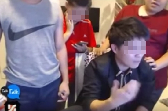 ดีเจกร สะอื้น ! ขอระบายปมดราม่าดีเจ Talk Talk บอกที่เงียบเพราะไม่อยากให้เด็กเสียหาย ดีเจกร สะอื้น ! ขอระบายปมดราม่าดีเจ Talk Talk บอกที่เงียบเพราะไม่อยากให้เด็กเสียหาย