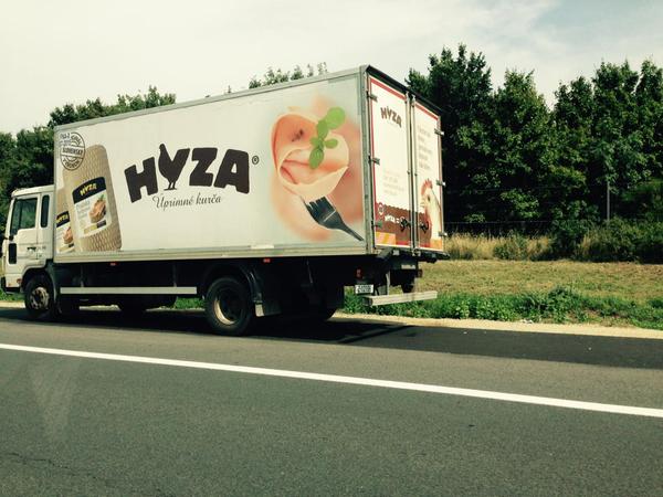 พบศพผู้อพยพกว่า 50 ศพ ในรถบรรทุกสินค้าแช่แข็ง ตายสยดสยอง พบศพผู้อพยพกว่า 50 ศพ ในรถบรรทุกสินค้าแช่แข็ง ตายสยดสยอง