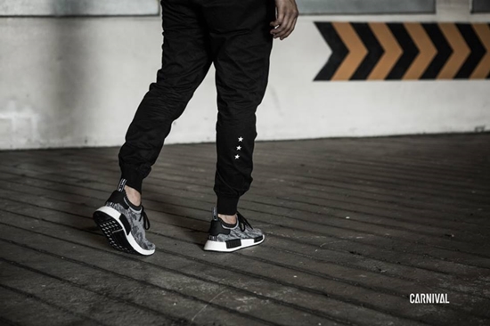 เตรียมแจงเหตุคนแย่งซื้อรองเท้า Adidas NMD จนมีคนเจ็บ เตรียมแจงเหตุคนแย่งซื้อรองเท้า Adidas NMD จนมีคนเจ็บ