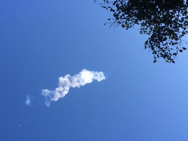 อุกกาบาตตกในไทย โหรดังแห่ทำนายชี้ลางร้าย-โยงสถานการณ์บ้านเมือง อุกกาบาตตกในไทย โหรดังแห่ทำนายชี้ลางร้าย-โยงสถานการณ์บ้านเมือง