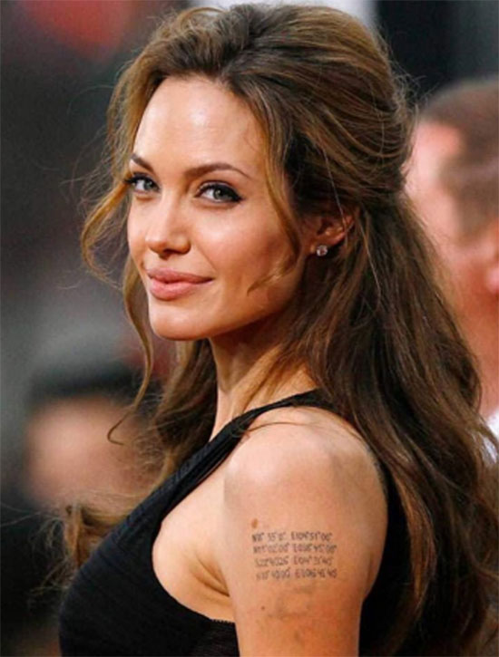 อาจารย์หนู กันภัย บินตรงกัมพูชา สักยันต์อักขระมงคลให้ แองเจลีนา โจลี อาจารย์หนู กันภัย บินตรงกัมพูชา สักยันต์อักขระมงคลให้ แองเจลีนา โจลี