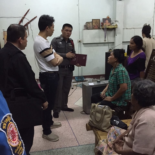 เด็กชายวัย 14 อกหักทำใจไม่ได้ ยิงจ่อขมับตัวเองดับ เด็กชายวัย 14 อกหักทำใจไม่ได้ ยิงจ่อขมับตัวเองดับ