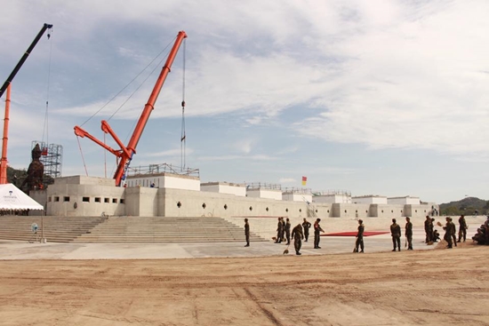 อัญเชิญ พ่อขุนรามฯ ประดิษฐานองค์แรก ในอุทยานราชภักดิ์ อัญเชิญ พ่อขุนรามฯ ประดิษฐานองค์แรก ในอุทยานราชภักดิ์