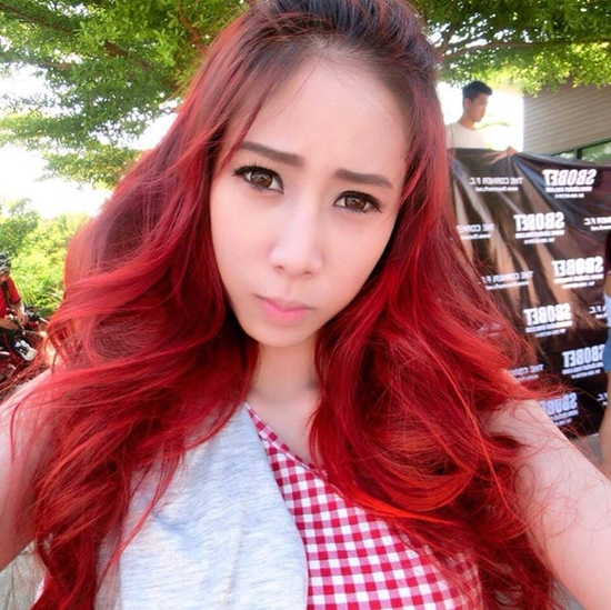 ยอมเลย !! ฮิวโก้ เมีย เนวัดดาว สวยระดับเน็ตไอดอล ยอมเลย !! ฮิวโก้ เมีย เนวัดดาว สวยระดับเน็ตไอดอล